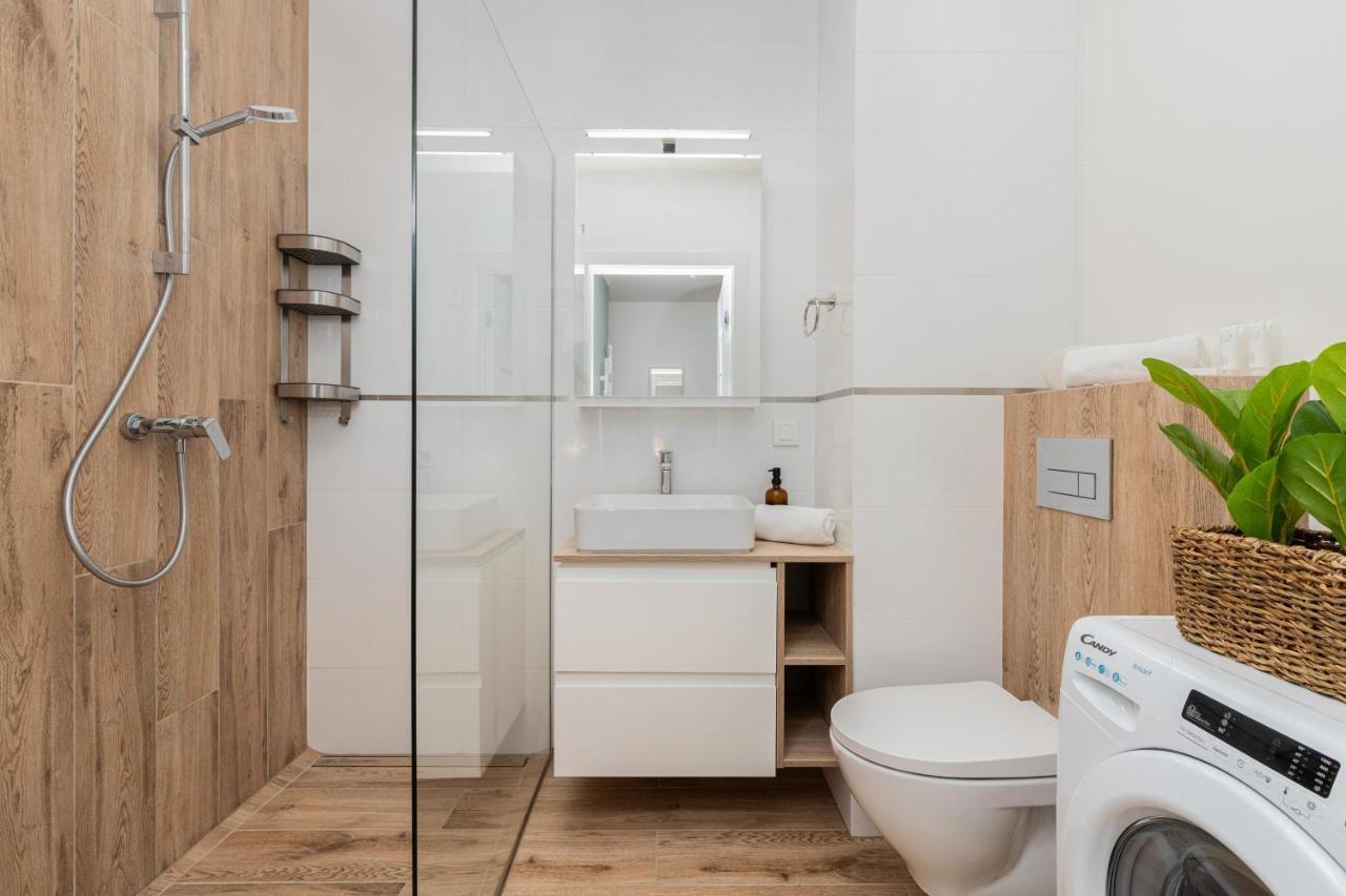 Bright & Stylish Apartment With Balcony 1,5 Km To Gdansk Main City By Noclegi Renters Εξωτερικό φωτογραφία